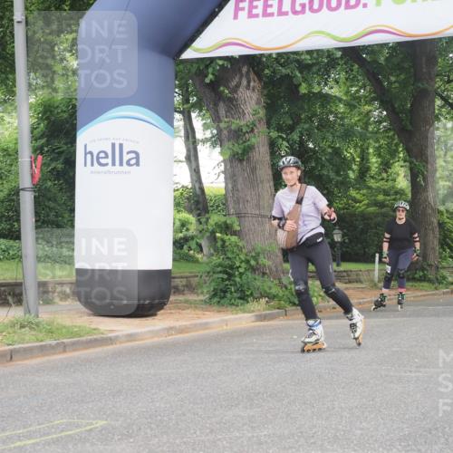 29.06.2025 - hella hamburg halbmarathon KatJ http://msf.ph/oto/8199195 29.06.2025 09:29:47 Zwischen KM18-KM19  meine-sportfotos.de