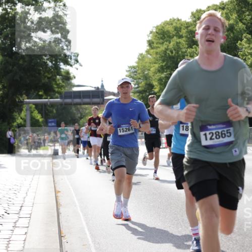 29.06.2025 - hella hamburg halbmarathon Jannik Wohlers http://msf.ph/oto/8199224 29.06.2025 09:47:31 Lombardsbrücke 1164, 1562, 2196, 2296, 4602, 5092, 6990, 8362, 8901, 9178, 9944, 10384, 10900, 10968, 11745, 12290, 12462, 12865, 13514, 13798, 13854, 14387, 14601, 14934, 14952, 15261, 15415, 15965, 16964, 17306, 18159, 18216, 18573, 18687, 18689, 18841 meine-sportfotos.de
