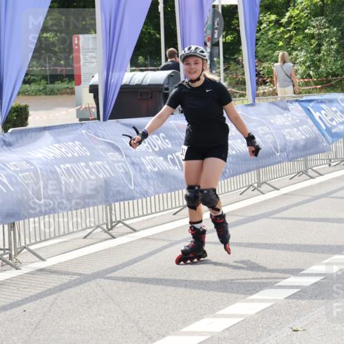 29.06.2025 - hella hamburg halbmarathon Strokosch-Dieckow http://msf.ph/oto/8199359 29.06.2025 09:45:26 Ziel 20227, 20532 meine-sportfotos.de
