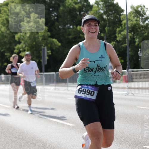 29.06.2025 - hella hamburg halbmarathon Jannik Wohlers http://msf.ph/oto/8199525 29.06.2025 09:47:38 Lombardsbrücke 1164, 1385, 1562, 1743, 2714, 4602, 5091, 5092, 5315, 6684, 6990, 8362, 9178, 9944, 10384, 10900, 11202, 11227, 11620, 11745, 12290, 12865, 13798, 13854, 14387, 14934, 14952, 15015, 15261, 15415, 15701, 15965, 16158, 17024, 17306, 18159, 18216, 18573, 18584, 18841 meine-sportfotos.de