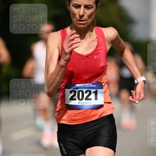 29.06.2025 - hella hamburg halbmarathon Dr. Thomas Lammeyer http://msf.ph/oto/8199539 29.06.2025 09:48:03 Kennedybrücke 2021, 2879, 3201, 3845, 4678, 5367, 6619, 8473, 8731, 10156, 10848 meine-sportfotos.de