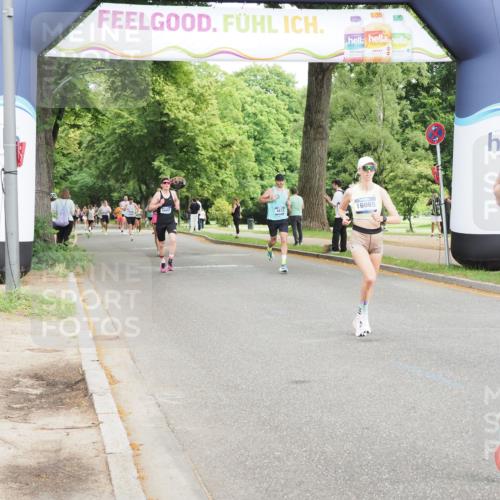 29.06.2025 - hella hamburg halbmarathon MichiJ http://msf.ph/oto/8199552 29.06.2025 10:21:19 Zwischen KM18-KM19 3955, 7845, 11877, 14450, 16065 meine-sportfotos.de