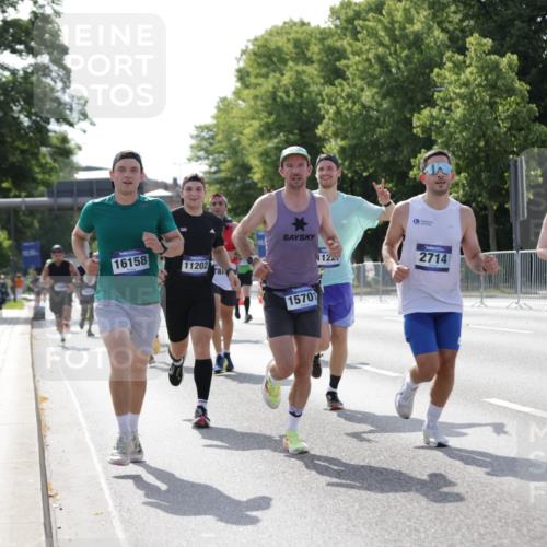 29.06.2025 - hella hamburg halbmarathon Jannik Wohlers http://msf.ph/oto/8199595 29.06.2025 09:47:39 Lombardsbrücke 1164, 1385, 1562, 1743, 2714, 3959, 4602, 5091, 5092, 5315, 6684, 6990, 8362, 9178, 9944, 10384, 10900, 11202, 11227, 11620, 11745, 12290, 12865, 13798, 13854, 14387, 14908, 14934, 14952, 15015, 15261, 15415, 15701, 15965, 16158, 17024, 17306, 18159, 18216, 18573, 18584, 18841 meine-sportfotos.de