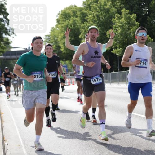 29.06.2025 - hella hamburg halbmarathon Jannik Wohlers http://msf.ph/oto/8199672 29.06.2025 09:47:40 Lombardsbrücke 1164, 1385, 1562, 1743, 2714, 3959, 4602, 5091, 5315, 6684, 6829, 6990, 8362, 9178, 9944, 10384, 10900, 11202, 11227, 11620, 11745, 12290, 12865, 13595, 13798, 13854, 14387, 14908, 14934, 14952, 15015, 15261, 15415, 15701, 15965, 16158, 17024, 17217, 17306, 18103, 18159, 18216, 18573, 18584, 18841 meine-sportfotos.de