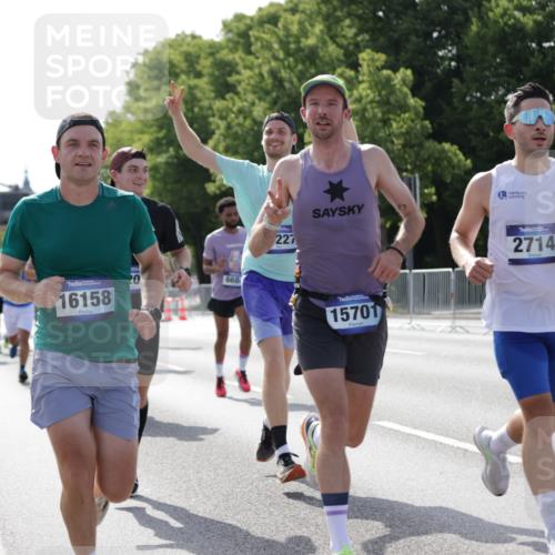 29.06.2025 - hella hamburg halbmarathon Jannik Wohlers http://msf.ph/oto/8199716 29.06.2025 09:47:40 Lombardsbrücke 1164, 1385, 1562, 1743, 2714, 3959, 4602, 5091, 5315, 6684, 6829, 6990, 8362, 9178, 9944, 10384, 10900, 11202, 11227, 11620, 11745, 12290, 12865, 13595, 13798, 13854, 14387, 14908, 14934, 14952, 15015, 15261, 15415, 15701, 15965, 16158, 17024, 17217, 17306, 18103, 18159, 18216, 18573, 18584, 18841 meine-sportfotos.de