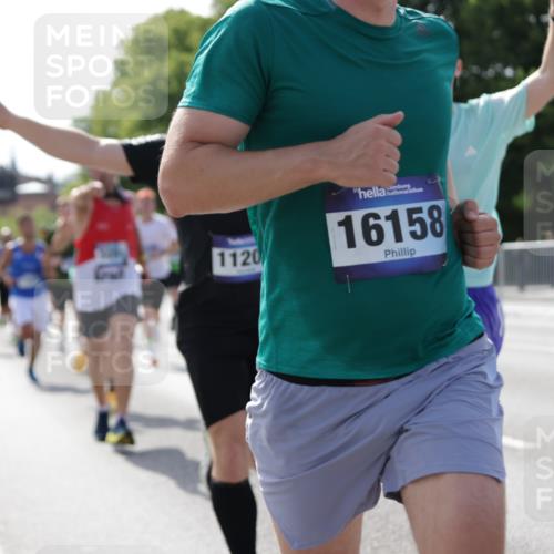 29.06.2025 - hella hamburg halbmarathon Jannik Wohlers http://msf.ph/oto/8199851 29.06.2025 09:47:41 Lombardsbrücke 1164, 1385, 1562, 1743, 2714, 3959, 4602, 4860, 5091, 5315, 6684, 6829, 6990, 8362, 9178, 9944, 10384, 10900, 11202, 11227, 11620, 11745, 12290, 12514, 12865, 13595, 13854, 14387, 14908, 14934, 14952, 15015, 15261, 15415, 15701, 15965, 16158, 17024, 17217, 17306, 18103, 18216, 18573, 18584, 18679, 18841 meine-sportfotos.de