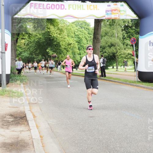 29.06.2025 - hella hamburg halbmarathon MichiJ http://msf.ph/oto/8199869 29.06.2025 10:21:22 Zwischen KM18-KM19 1894, 3955, 4812, 5660, 7845, 11877, 14450, 16065 meine-sportfotos.de