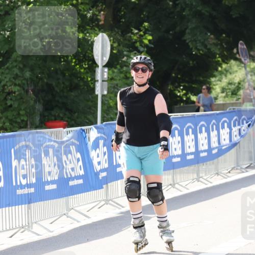 29.06.2025 - hella hamburg halbmarathon Strokosch-Dieckow http://msf.ph/oto/8199904 29.06.2025 09:46:53 Ziel 20132, 20141 meine-sportfotos.de