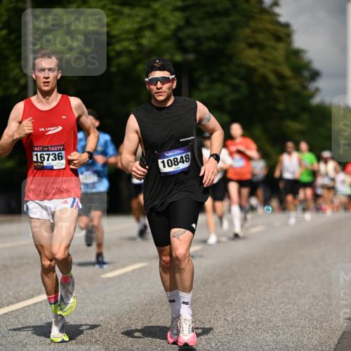 29.06.2025 - hella hamburg halbmarathon Dr. Thomas Lammeyer http://msf.ph/oto/8199918 29.06.2025 09:48:07 Kennedybrücke 2021, 3201, 3845, 5269, 5367, 6619, 8473, 8731, 10156, 10486, 10848 meine-sportfotos.de