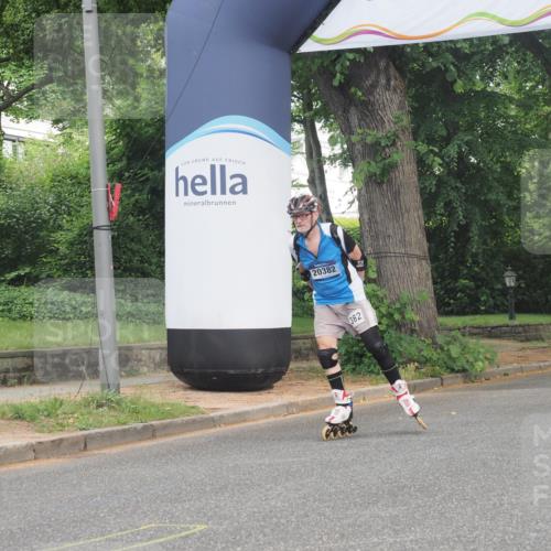 29.06.2025 - hella hamburg halbmarathon KatJ http://msf.ph/oto/8199937 29.06.2025 09:29:52 Zwischen KM18-KM19  meine-sportfotos.de