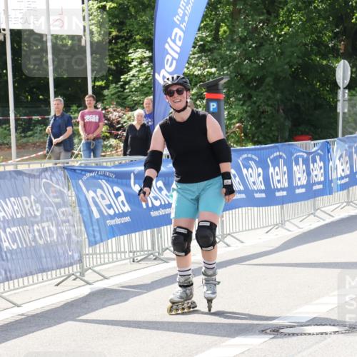 29.06.2025 - hella hamburg halbmarathon Strokosch-Dieckow http://msf.ph/oto/8199948 29.06.2025 09:46:54 Ziel 20132, 20141 meine-sportfotos.de