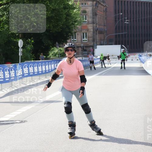 29.06.2025 - hella hamburg halbmarathon Strokosch-Dieckow http://msf.ph/oto/8199981 29.06.2025 09:46:56 Ziel 20132, 20141 meine-sportfotos.de