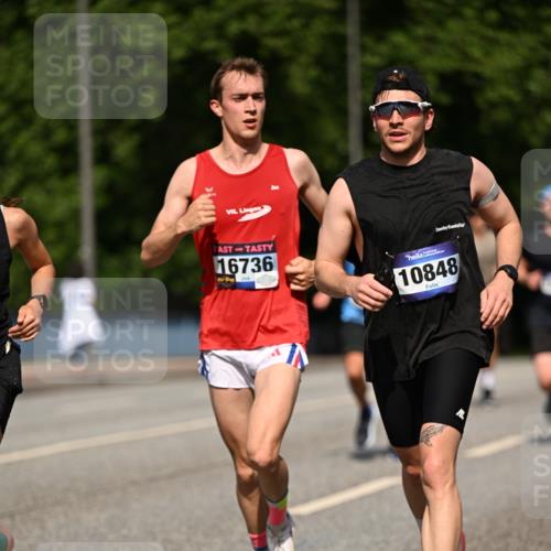 29.06.2025 - hella hamburg halbmarathon Dr. Thomas Lammeyer http://msf.ph/oto/8200013 29.06.2025 09:48:07 Kennedybrücke 2021, 3201, 3845, 5269, 5367, 6619, 8473, 8731, 10156, 10486, 10848 meine-sportfotos.de