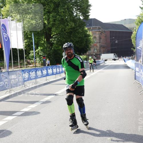 29.06.2025 - hella hamburg halbmarathon Strokosch-Dieckow http://msf.ph/oto/8200189 29.06.2025 09:47:12 Ziel 20080 meine-sportfotos.de
