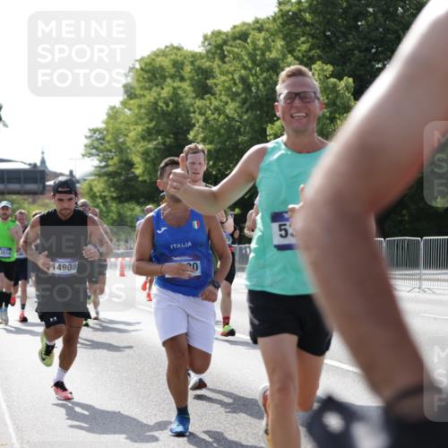 29.06.2025 - hella hamburg halbmarathon Jannik Wohlers http://msf.ph/oto/8200349 29.06.2025 09:47:43 Lombardsbrücke 1385, 1562, 1743, 2714, 2767, 3959, 4602, 4860, 5091, 5315, 6684, 6829, 6990, 8362, 8933, 9178, 9944, 10384, 10900, 11202, 11227, 11620, 11745, 11929, 12290, 12514, 12865, 13595, 13854, 14387, 14908, 14934, 15015, 15261, 15415, 15701, 16119, 16158, 17024, 17217, 18103, 18573, 18584, 18679, 18841 meine-sportfotos.de