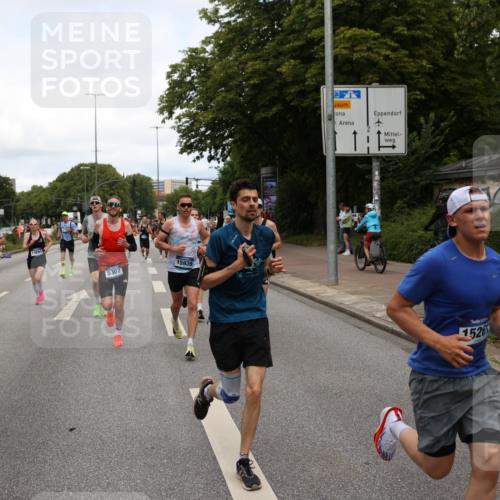 29.06.2025 - hella hamburg halbmarathon Yannick Fuchs http://msf.ph/oto/8200417 29.06.2025 10:31:56 20KM 1290, 2196, 2767, 4860, 4865, 5003, 5042, 5307, 5923, 6047, 6123, 6458, 7310, 8362, 9178, 9914, 10190, 10451, 10738, 12739, 13141, 13372, 13854, 14387, 14459, 14691, 14934, 15178, 15261, 15410, 15939, 16523, 16992, 17125, 17137, 17658, 18159, 18216, 18357, 18384, 18986 meine-sportfotos.de