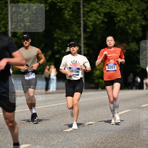 29.06.2025 - hella hamburg halbmarathon Dr. Thomas Lammeyer http://msf.ph/oto/8200434 29.06.2025 09:48:11 Kennedybrücke 1758, 2021, 3201, 5269, 5367, 6619, 8473, 8731, 10156, 10486, 10848, 11169 meine-sportfotos.de