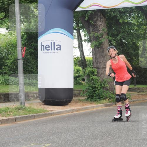 29.06.2025 - hella hamburg halbmarathon KatJ http://msf.ph/oto/8200449 29.06.2025 09:30:07 Zwischen KM18-KM19  meine-sportfotos.de