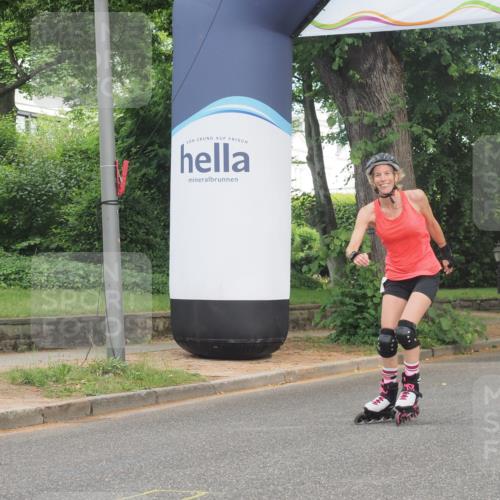 29.06.2025 - hella hamburg halbmarathon KatJ http://msf.ph/oto/8200481 29.06.2025 09:30:07 Zwischen KM18-KM19  meine-sportfotos.de