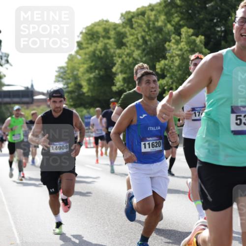 29.06.2025 - hella hamburg halbmarathon Jannik Wohlers http://msf.ph/oto/8200559 29.06.2025 09:47:44 Lombardsbrücke 1385, 1562, 1743, 2714, 2767, 3959, 4602, 4860, 5091, 5315, 6684, 6829, 6990, 8362, 8933, 9178, 10384, 10900, 11202, 11227, 11620, 11745, 11929, 12290, 12514, 12865, 13595, 13854, 14387, 14875, 14908, 14934, 15015, 15261, 15415, 15701, 16119, 16158, 17024, 17217, 18103, 18573, 18584, 18679, 18841 meine-sportfotos.de
