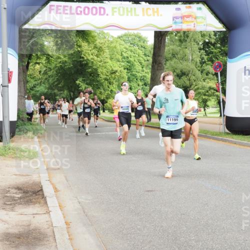 29.06.2025 - hella hamburg halbmarathon MichiJ http://msf.ph/oto/8200609 29.06.2025 10:21:30 Zwischen KM18-KM19 1894, 5070, 5660, 8883, 11199, 15054, 16505 meine-sportfotos.de