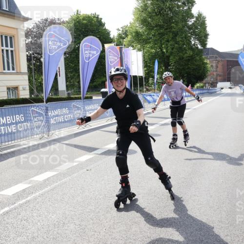 29.06.2025 - hella hamburg halbmarathon Strokosch-Dieckow http://msf.ph/oto/8200622 29.06.2025 09:49:23 Ziel 20063, 20082, 20085 meine-sportfotos.de