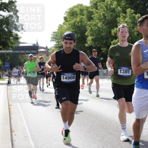 29.06.2025 - hella hamburg halbmarathon Jannik Wohlers http://msf.ph/oto/8200670 29.06.2025 09:47:44 Lombardsbrücke 1385, 1562, 1743, 2714, 2767, 3959, 4602, 4860, 5091, 5315, 6684, 6829, 6990, 8362, 8933, 9178, 10384, 10900, 11202, 11227, 11620, 11745, 11929, 12290, 12514, 12865, 13595, 13854, 14387, 14875, 14908, 14934, 15015, 15261, 15415, 15701, 16119, 16158, 17024, 17217, 18103, 18573, 18584, 18679, 18841 meine-sportfotos.de