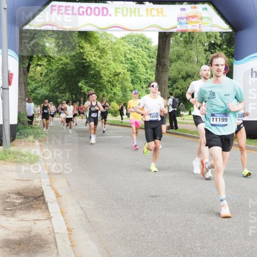 29.06.2025 - hella hamburg halbmarathon MichiJ http://msf.ph/oto/8200727 29.06.2025 10:21:31 Zwischen KM18-KM19 1686, 5070, 7965, 8883, 11199, 15054, 16505 meine-sportfotos.de