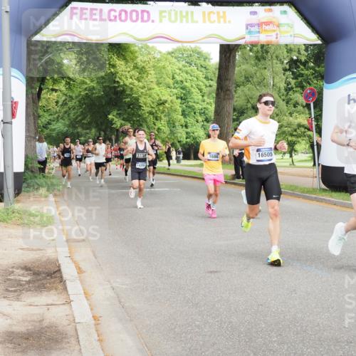 29.06.2025 - hella hamburg halbmarathon MichiJ http://msf.ph/oto/8200815 29.06.2025 10:21:31 Zwischen KM18-KM19 1686, 5070, 7965, 8883, 11199, 15054, 16505 meine-sportfotos.de