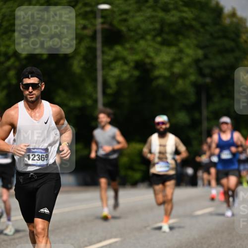 29.06.2025 - hella hamburg halbmarathon Dr. Thomas Lammeyer http://msf.ph/oto/8201185 29.06.2025 09:48:17 Kennedybrücke 1758, 2746, 3201, 5070, 5269, 5367, 6619, 6781, 7272, 8209, 8473, 9137, 9381, 10156, 10171, 10486, 10848, 11169 meine-sportfotos.de