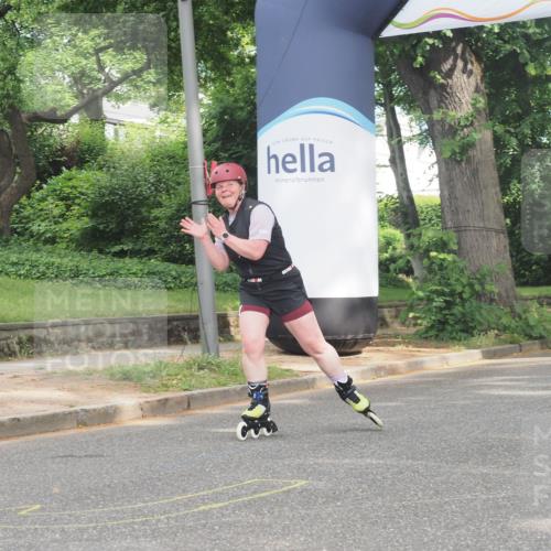 29.06.2025 - hella hamburg halbmarathon KatJ http://msf.ph/oto/8201193 29.06.2025 09:30:43 Zwischen KM18-KM19  meine-sportfotos.de