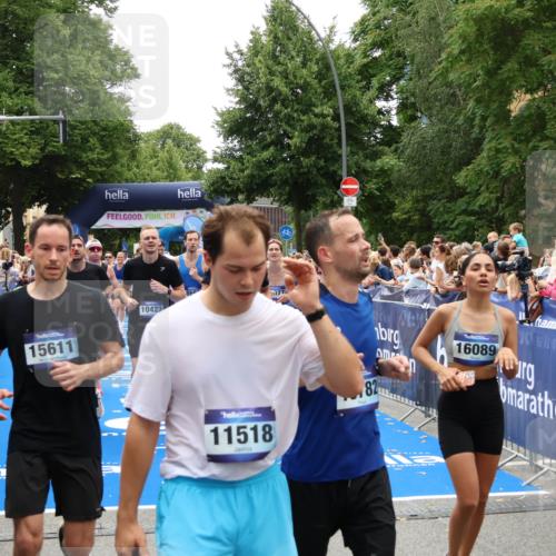 29.06.2025 - hella hamburg halbmarathon Zöllner http://msf.ph/oto/8201325 29.06.2025 10:47:30 Ziel 51, 1012, 1592, 2274, 2839, 2869, 2953, 3304, 5532, 5650, 8693, 8852, 9305, 10423, 11021, 11077, 11491, 12870, 15350, 15923, 16089, 16819, 17846, 17905, 18758, 18974 meine-sportfotos.de
