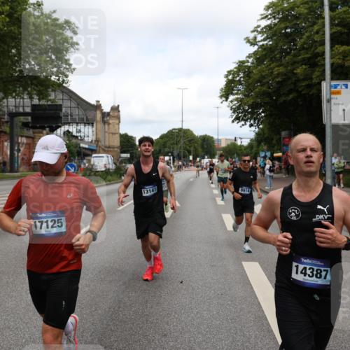 29.06.2025 - hella hamburg halbmarathon Yannick Fuchs http://msf.ph/oto/8201517 29.06.2025 10:32:03 20KM 1290, 2196, 2404, 2767, 3790, 4860, 5042, 5307, 5923, 6047, 6123, 6458, 7310, 9178, 9914, 10190, 10451, 11423, 12739, 12900, 13141, 13372, 13854, 14387, 14459, 14691, 14934, 15178, 15410, 15939, 16992, 17125, 17137, 18103, 18159, 18216, 18357, 18986 meine-sportfotos.de