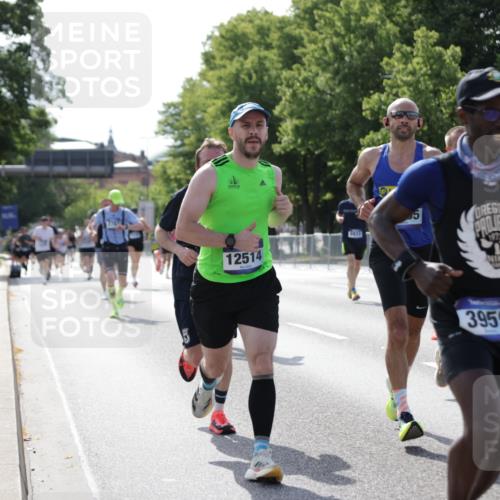 29.06.2025 - hella hamburg halbmarathon Jannik Wohlers http://msf.ph/oto/8201549 29.06.2025 09:47:47 Lombardsbrücke 1385, 1562, 1743, 2714, 2767, 3959, 4860, 5091, 5315, 6684, 6829, 6990, 8362, 8933, 10793, 10900, 11202, 11227, 11620, 11929, 12290, 12514, 13595, 13854, 14387, 14875, 14908, 14934, 15015, 15261, 15415, 15701, 15959, 16119, 16158, 17024, 17217, 18103, 18573, 18584, 18679 meine-sportfotos.de