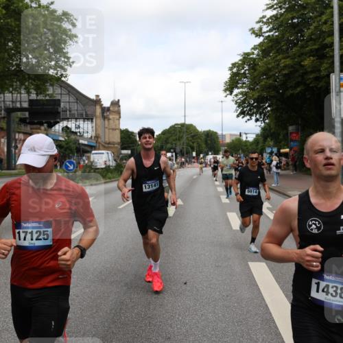 29.06.2025 - hella hamburg halbmarathon Yannick Fuchs http://msf.ph/oto/8201566 29.06.2025 10:32:03 20KM 1290, 2196, 2404, 2767, 3790, 4860, 5042, 5307, 5923, 6047, 6123, 6458, 7310, 9178, 9914, 10190, 10451, 11423, 12739, 12900, 13141, 13372, 13854, 14387, 14459, 14691, 14934, 15178, 15410, 15939, 16992, 17125, 17137, 18103, 18159, 18216, 18357, 18986 meine-sportfotos.de