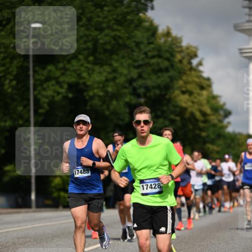 29.06.2025 - hella hamburg halbmarathon Dr. Thomas Lammeyer http://msf.ph/oto/8201617 29.06.2025 09:48:20 Kennedybrücke 1758, 2746, 3043, 3201, 5070, 5269, 5328, 5746, 6619, 6781, 7272, 8209, 9137, 9381, 10156, 10171, 10486, 11169 meine-sportfotos.de