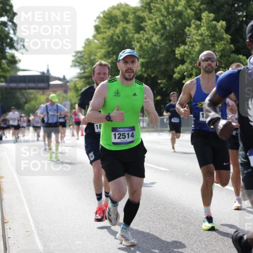 29.06.2025 - hella hamburg halbmarathon Jannik Wohlers http://msf.ph/oto/8201620 29.06.2025 09:47:47 Lombardsbrücke 1385, 1562, 1743, 2714, 2767, 3959, 4860, 5091, 5315, 6684, 6829, 6990, 8362, 8933, 10793, 10900, 11202, 11227, 11620, 11929, 12290, 12514, 13595, 13854, 14387, 14875, 14908, 14934, 15015, 15261, 15415, 15701, 15959, 16119, 16158, 17024, 17217, 18103, 18573, 18584, 18679 meine-sportfotos.de