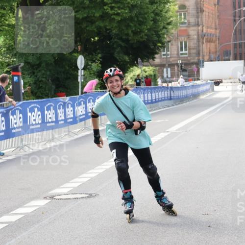 29.06.2025 - hella hamburg halbmarathon Strokosch-Dieckow http://msf.ph/oto/8201682 29.06.2025 09:52:03 Ziel 20347 meine-sportfotos.de