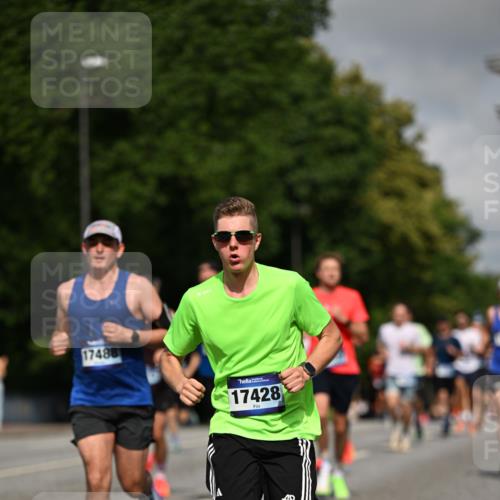 29.06.2025 - hella hamburg halbmarathon Dr. Thomas Lammeyer http://msf.ph/oto/8201692 29.06.2025 09:48:20 Kennedybrücke 1758, 2746, 3043, 3201, 5070, 5269, 5328, 5746, 6619, 6781, 7272, 8209, 9137, 9381, 10156, 10171, 10486, 11169 meine-sportfotos.de