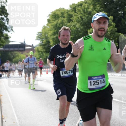 29.06.2025 - hella hamburg halbmarathon Jannik Wohlers http://msf.ph/oto/8201707 29.06.2025 09:47:47 Lombardsbrücke 1385, 1562, 1743, 2714, 2767, 3959, 4860, 5091, 5315, 6684, 6829, 6990, 8362, 8933, 10793, 10900, 11202, 11227, 11620, 11929, 12290, 12514, 13595, 13854, 14387, 14875, 14908, 14934, 15015, 15261, 15415, 15701, 15959, 16119, 16158, 17024, 17217, 18103, 18573, 18584, 18679 meine-sportfotos.de