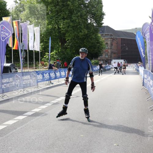 29.06.2025 - hella hamburg halbmarathon Strokosch-Dieckow http://msf.ph/oto/8201838 29.06.2025 09:52:21 Ziel 20175, 20265, 20266 meine-sportfotos.de