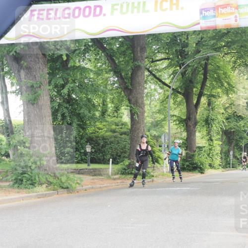 29.06.2025 - hella hamburg halbmarathon KatJ http://msf.ph/oto/8201924 29.06.2025 09:31:14 Zwischen KM18-KM19  meine-sportfotos.de