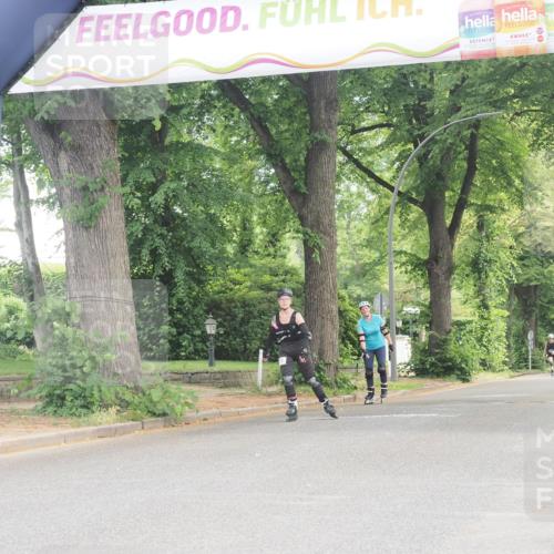 29.06.2025 - hella hamburg halbmarathon KatJ http://msf.ph/oto/8201962 29.06.2025 09:31:15 Zwischen KM18-KM19  meine-sportfotos.de