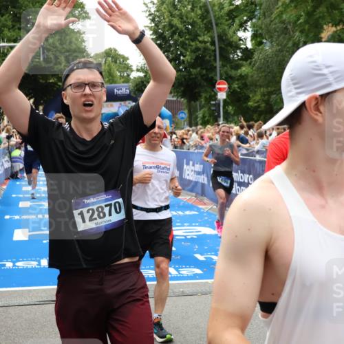 29.06.2025 - hella hamburg halbmarathon Zöllner http://msf.ph/oto/8201985 29.06.2025 10:47:41 Ziel 1070, 1320, 1696, 2284, 2708, 5889, 6009, 7962, 8023, 8927, 10969, 10988, 11283, 13948, 14618, 14619, 15451, 15478, 16205, 18104, 18970, 19181 meine-sportfotos.de
