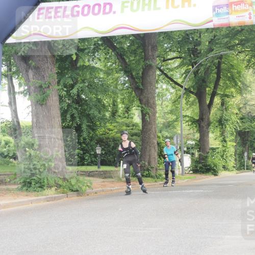 29.06.2025 - hella hamburg halbmarathon KatJ http://msf.ph/oto/8202006 29.06.2025 09:31:15 Zwischen KM18-KM19  meine-sportfotos.de