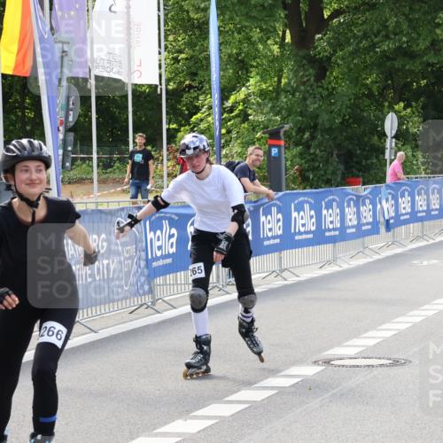 29.06.2025 - hella hamburg halbmarathon Strokosch-Dieckow http://msf.ph/oto/8202014 29.06.2025 09:52:28 Ziel 20024, 20138, 20175, 20264, 20265, 20266, 20350 meine-sportfotos.de