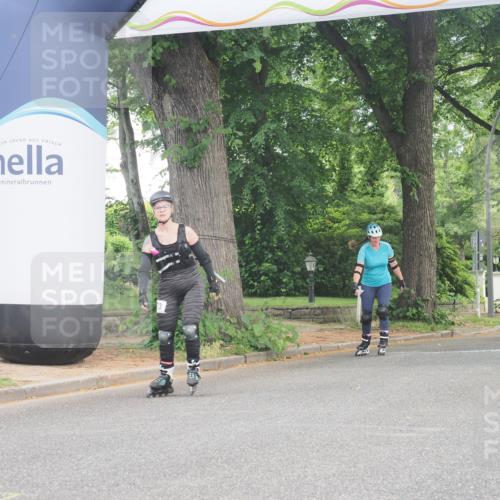 29.06.2025 - hella hamburg halbmarathon KatJ http://msf.ph/oto/8202038 29.06.2025 09:31:16 Zwischen KM18-KM19  meine-sportfotos.de
