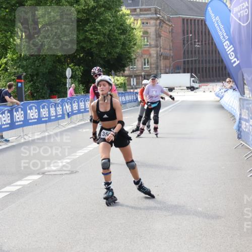 29.06.2025 - hella hamburg halbmarathon Strokosch-Dieckow http://msf.ph/oto/8202057 29.06.2025 09:52:29 Ziel 20024, 20138, 20264, 20265, 20266, 20350 meine-sportfotos.de