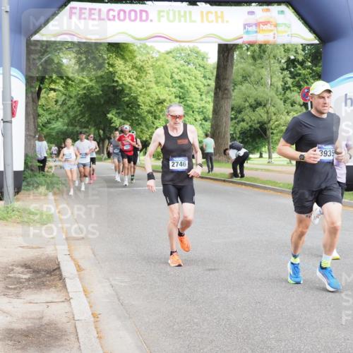 29.06.2025 - hella hamburg halbmarathon MichiJ http://msf.ph/oto/8202130 29.06.2025 10:21:42 Zwischen KM18-KM19 51, 3935, 6358, 7793, 10876, 11370, 12987, 15826, 16957, 18099 meine-sportfotos.de