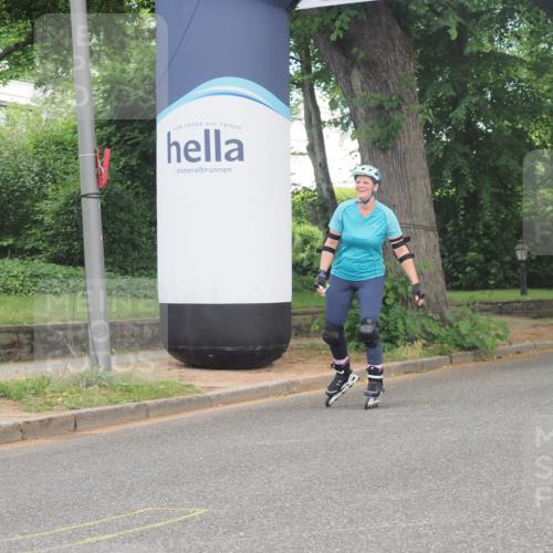 29.06.2025 - hella hamburg halbmarathon KatJ http://msf.ph/oto/8202162 29.06.2025 09:31:18 Zwischen KM18-KM19  meine-sportfotos.de